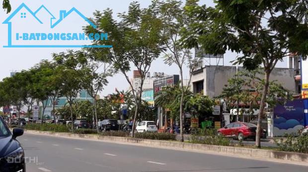 Bán Nhà góc 2MT , Diện tích : 207m2 , Đường Trần Não , P An Khánh , Q2. GIÁ CHỈ 41 tỷ