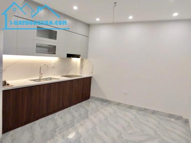 Bán gấp nhà 4Tầng 50m Sát UBND xã Ngọc Hồi CĂN GÓC 20m Ra Mặt Phố chỉ 5.8 tỷ - 2