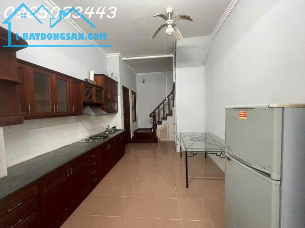 Cho thuê nhà riêng Hàng Chuối 60m2/sàn - 2