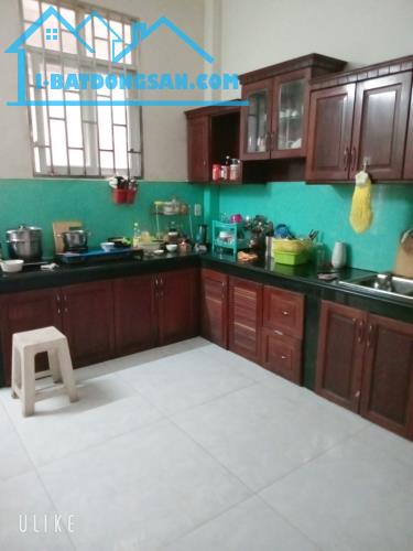 Bán nhà khu phân lô đồng bộ hẻm 4m P4 Q8. 3 tầng hoàn công, ngang 5m 5PN. Nhỉnh 5 tỷ. TL - 3