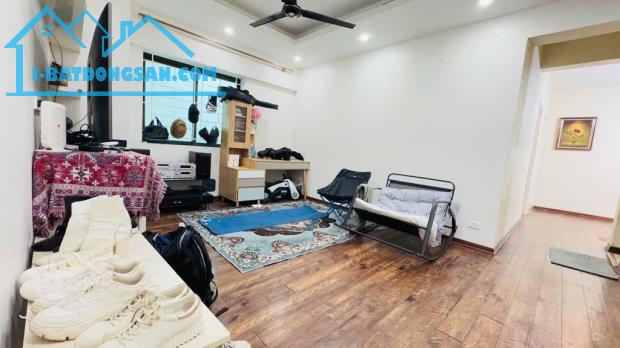 BÁN GẤP CC LÔ GÓC KĐT VĂN QUÁN, 87M * 3 NGỦ GIÁ NHỈNH 5 TỶ, AN SINH ĐÌNH