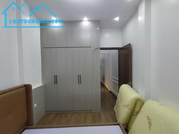 Duy nhất 1 căn 42m*5 tầng thang máy, full nội thất đẹp lung linh ôtô 7 chỗ đỗ cửa. - 5