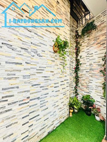 Nhà mặt phố Tây Sơn 234m MT 6m vị trí đắc địa giá đầu tư.