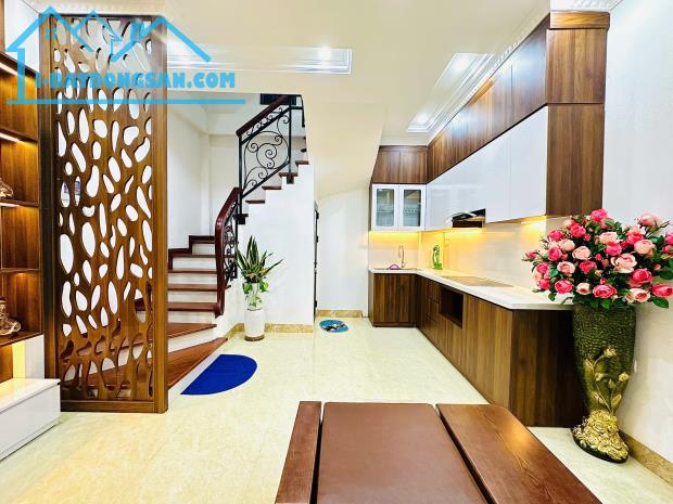 Nhà mặt phố Tây Sơn 234m MT 6m vị trí đắc địa giá đầu tư. - 2