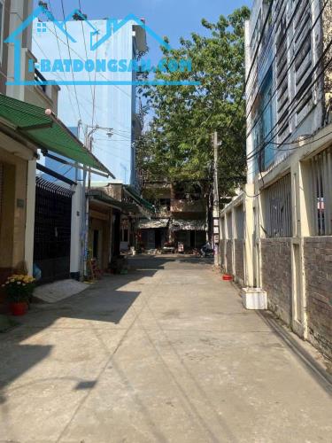 CHỦ GỞI BÁN ĐẤT (LÔ GÓC 2 MẶT TIỀN) SAU LƯNG TRƯỜNG TIỂU HỌC QUANG VINH. GIÁ CHỈ 2,3 TỶ - 2