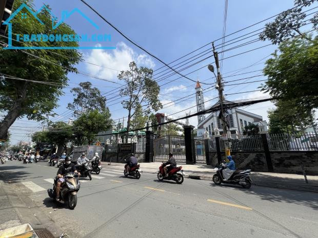 BÁN GẤP GIẢM 600 TR, NHÀ NGUYỄN VĂN QUÁ QUẬN 12- 102M2-HẺM XE TẢI CHỈ 6 TỶ - 4