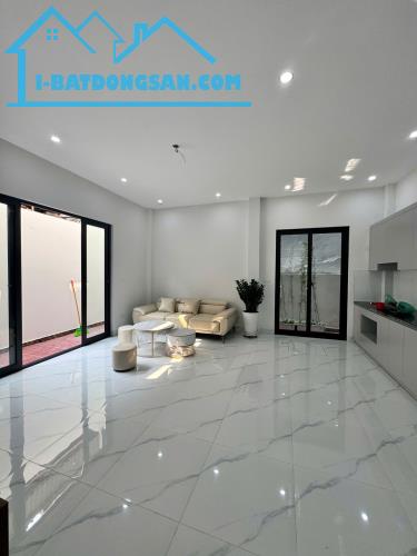 RẺ NHẤT VĨNH QUỲNH - NHÀ MỚI TINH 65M2 - RA Ô TÔ TRÁNH 50M - KHU VỰC TRUNG TÂM - 5.9 TỶ!!! - 1