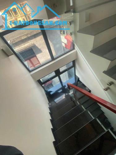 2 Thoáng, Nhà 57m2, Phố Hoàng Như Tiếp, Long Biên, Ô tô, 16 tỷ. - 1