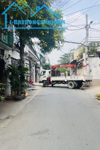 HẺM 5M NGAY BÌNH TRỊ ĐÔNG - LÊ VĂN QUỚI, 54M2, 4 TẦNG 4PN GIÁ CHỈ 6.1 TỶ - 3