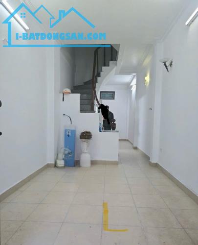 Yên_Hoà_CẦU_GIẤY - LÔ GÓC 3 THOÁNG - GẦN 4 CÔNG VIÊN - CẠNH CÁC TRƯỜNG ĐIỂM các cấp