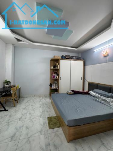 Nhà 2 tầng Quang Trung, Siêu thị Coopmart, 70m2, ngang 4.5, nhỉnh 4 tỷ - 1