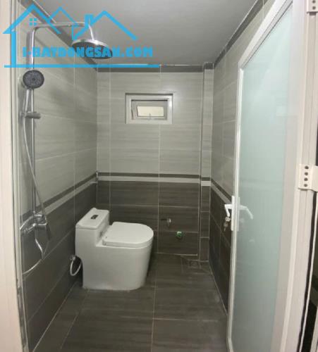 Bán nhà NGỌC LÂM 6 tỉ Ô TÔ 50M nhà đẹp 4 ngủ ở luôn - 3