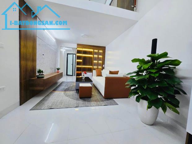 Bán Nhà Hoàng Hoa Thám 37m2 5 tầng MT 3,6m 8.x tỷ - Nhà đẹp - Nội Thất Xịn - Ô TÔ Đỗ 5m - 2