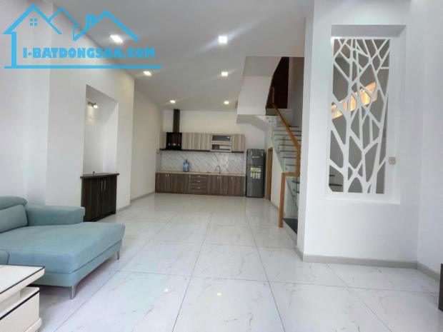 ► Kiệt Ô tô gần MT Võ Nguyên Giáp, Hồ Xuân Hương, 50m2, 3.5 tầng, 5.x tỷ - 2