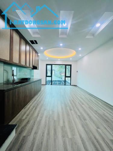 BÁN NHÀ VŨ XUÂN THIỀU - THANG MÁY - 50M2 GIÁ 6.8 TỶ - 2
