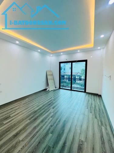 BÁN NHÀ VŨ XUÂN THIỀU - THANG MÁY - 50M2 GIÁ 6.8 TỶ - 3