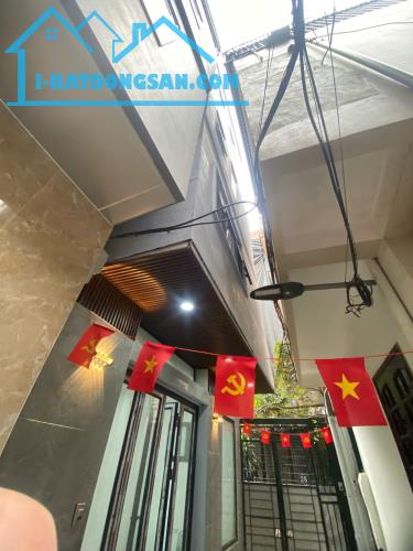 BÁN NHÀ ĐỘI CẤN 36M2- 5 TẦNG DÂN XÂY SỔ ĐỎ CHÍNH CHỦ, GIÁ 8.2 TỶ TL - 1