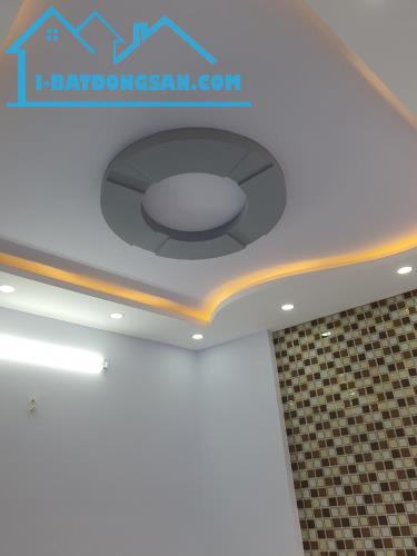 SỐC ! GIẢM 300, giá mới 3.6 tỷ - NHÀ ĐƯỜNG CHIẾN LƯỢC -  HXH THÔNG - 2TẦNG - 5X13M - 3