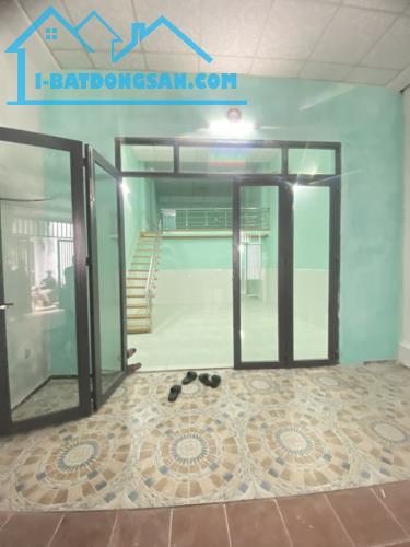 Bán nhà Đinh Công Trứ - Nam Thọ 7, 106m2 chỉ nhỉnh 3 tỷ