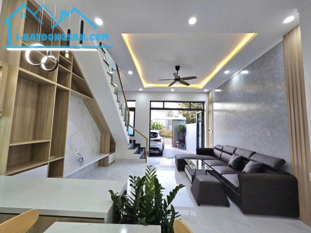 GIẢM 100TR... CHÍNH CHỦ BÁN GẤP NHÀ 2 LẦU GIÁP PHƯỜNG BỬU LONG - 3