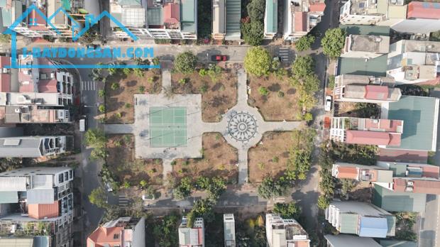 Cần bán 90m2 đất TĐC Giang Biên, Long Biên. Đối diện vườn hoa, xung quanh bạt ngàn tiện íc - 4