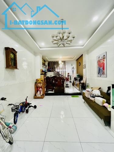 BÁN NHÀ 3 LẦU - CHÍNH CHỦ XÂY CỰC ĐẸP - KIÊN CỐ - TÂN THỚI HIỆP 21 - QUẬN 12.  🏘️75M2 - G - 2