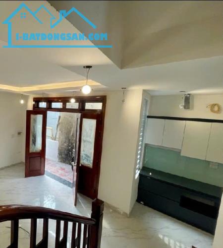 BÁN NHÀ 6 TẦNG PHỐ CHU HUY MÂN – TRUNG TÂM LONG BIÊN – GIÁ CHƯA ĐẾN 5 TỶ - 2