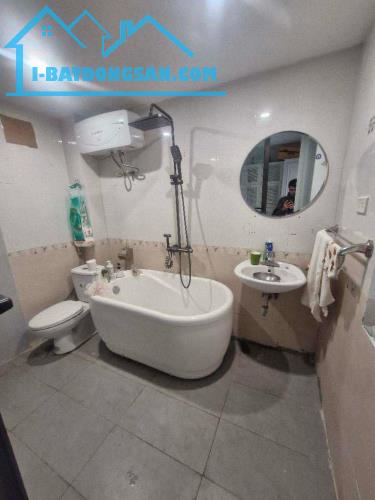 NHÀ ĐẸP THUỴ KHUÊ 7 TỶ ,CÁCH 2 NHÀ RA MẶT PHỐ, MẶT TIỀN QUYỀN LỢI, NGÕ NÔNG - 5