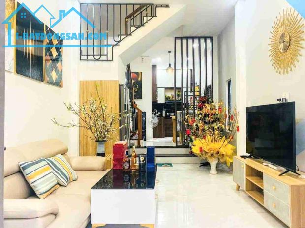 🏡 NHÀ ĐẸP 2 TẦNG – LÔ GÓC 2 MẶT KIỆT TRẦN CAO VÂN – CHỈ NHỈNH 2 TỶ 🎯  🌟 Vị trí vàng – K