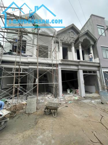 CHỦ GỞI BÁN NHÀ (HOÀN CÔNG) 1TRỆT 1LẦU ĐANG HOÀN THIỆN. KDC VIP CỔNG SAU CÔNG TY POUCHEN - 1