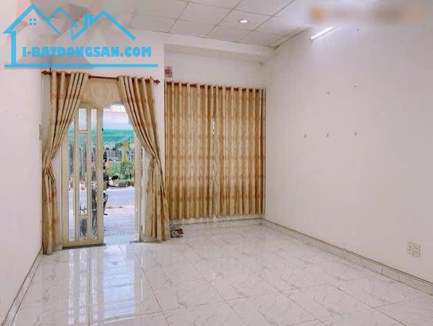 Cho thuê nhà khu đô thị Thịnh Gia, 3 triệu/tháng, 72 m2, 2 pn, 1 wc, 1 bếp, 1 phòng khách - 1