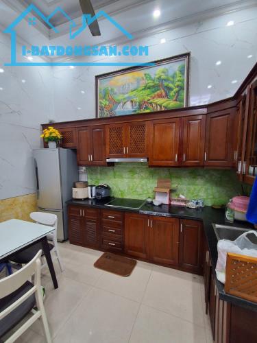 Bán nhà thiết kế Châu Âu, Lô góc 3 thoáng sát hồ 4 tầng 51m2 Mỗ Lao giá 10.7tỷ