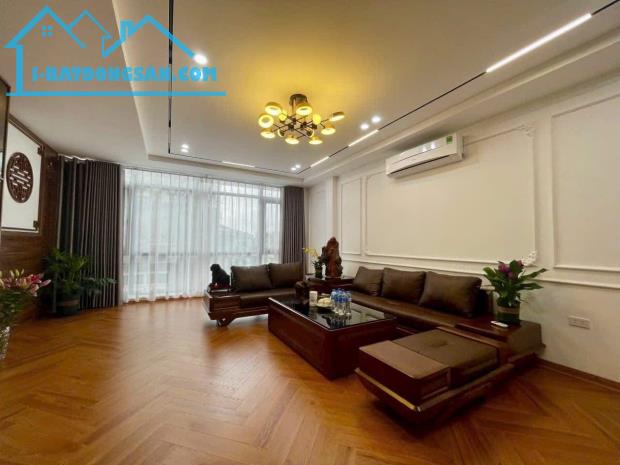 Bán Gấp Nhà Phố Ngọc Lâm Long Biên 45m2 6T Gara, Thang Máy, Ngõ Thông Nhỉnh 12 Tỷ - 2