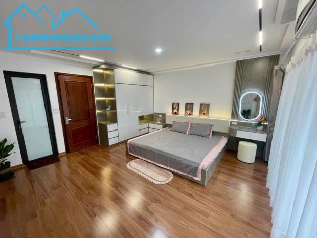 Bán Gấp Nhà Phố Ngọc Lâm Long Biên 45m2 6T Gara, Thang Máy, Ngõ Thông Nhỉnh 12 Tỷ - 3