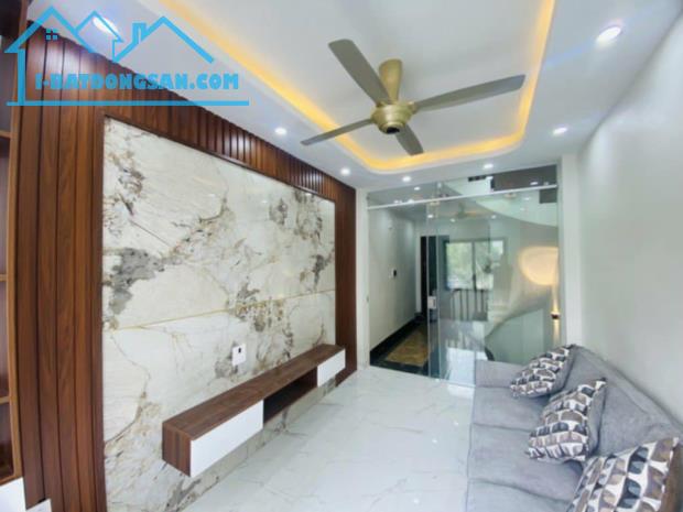 Bán nhà, Vạn Phúc - Hà Đông, 40m, 5 tầng chỉ 5 tỷ 95 - 1