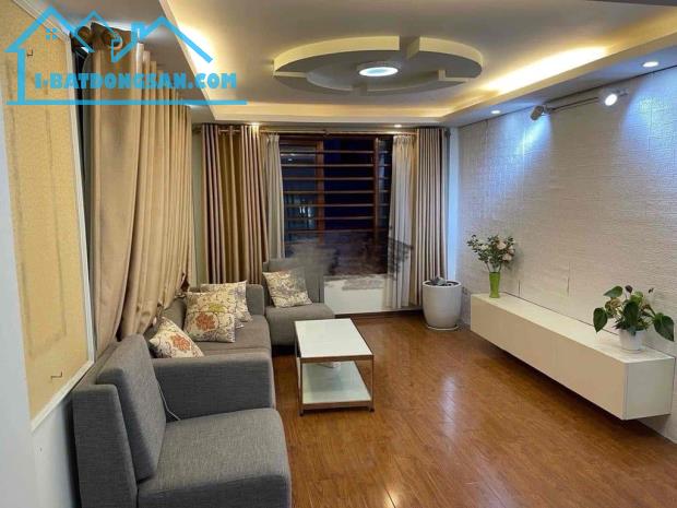 Cho thuê nhà ngõ 20 Bùi Quốc Khái, Linh Đàm, Hoàng Mai, 5 tầng, 30m2, 3 ngủ, 12tr - 2