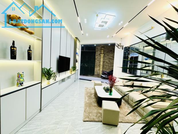 Nhà phố Ngọc Khánh – Ngõ rộng, kinh doanh – Lô góc – Nhà xây đẹp – 40m2 – 4 tầng – 8.2 tỉ - 3