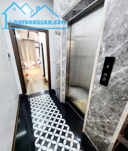 Phố Kim Ngưu-HBT- Kiến Trúc Ấn Tượng- Phân Lô Ô Tô Tránh- Thang Máy- 57m2^5T^MT4m- 18.8 Tỷ - 2