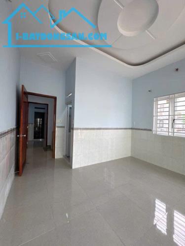 Nhà cần bán gấp ngay trung tâm Tân Phú, kinh doanh tốt. - 3