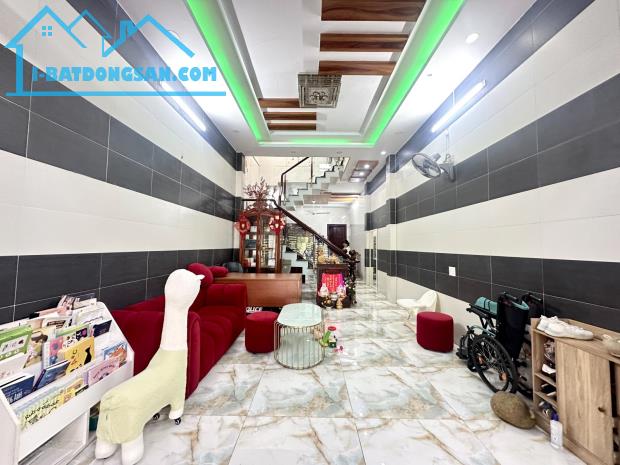 Bán gấp Nhà Mặt tiền đường 19/5B, Tân Phú, 3 tầng, 4x25M, 11,5 tỷ ( TL ) - 5