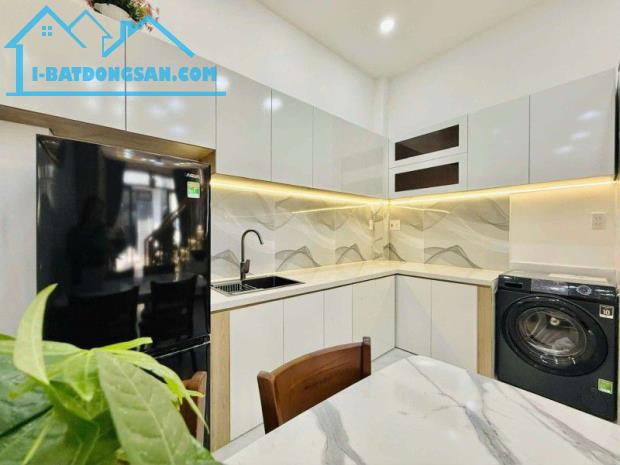 SIÊU PHẨM NHÀ ĐẸP  GÒ VẤP - FULL NỘI THẤT - 30M2 - HẺM BA GÁC - CÁCH ĐƯỜNG SỐ 1 CHỈ 50M - - 2