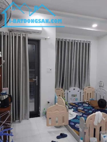 NHÀ BÁN HƯNG PHÚ ,QUẬN 8,SỔ HỒNG RIÊNG,NHĨNH 2 TỶ