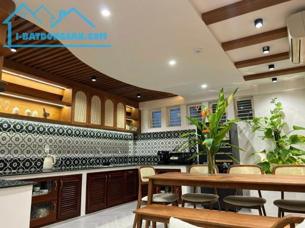 Bán nhà đẹp gần biển. Căn nhà toạ lạc trên tuyến đường Dương Tự Minh, Sơn Trà - 1