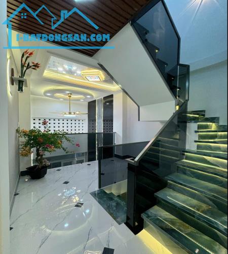 Bán nhà mới tuyệt đẹp nội thất xịn sò gần mặt tiền Phạm Văn Chí 45m2 3PN nhỉnh 5 tỷ TL - 2