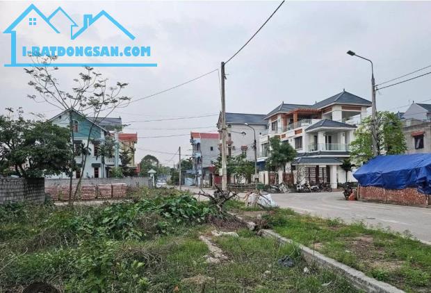 Cần bán gấp lô đất Do Nha, Tân Tiến, An Dương .2,15tỷ. 100 m2. - 2