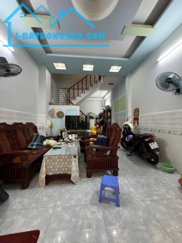 Hàng đầu tư - Cạnh MT Chiến Lược - Bình Tân - 44m2 - 3 tầng - HXH - Chỉ nhỉnh 4 tỷ - 1
