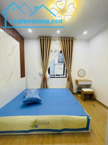 NHỈNH 4 tỷ 💥 Phố Bạch Mai💥 Hai Bà Trưng💥 Lô Góc 5 Tầng💥3PN Khép Kín. - 1