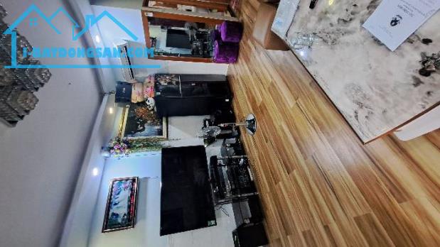 NHÀ GIÁ RẺ :CẠNH CHỢ TÂN MỸ. TRUNG TÂM Q 7. DT: 104M2. 2 TẦNG. HDT 28 TR. GIÁ CHỈ 8.9 TỶ. - 5