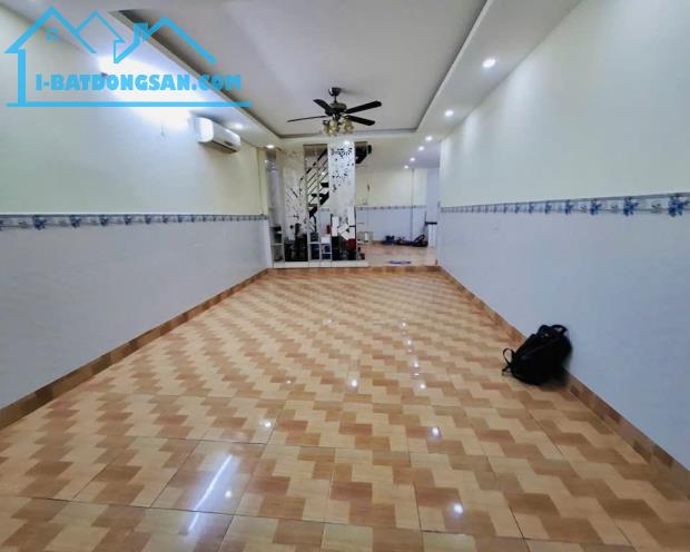 Nhà 1 sẹc Gần Lê Quang Định P1 Gò Vấp - 10m ra mặt tiền Phạm Văn Đồng - 75m2 - 4.7 tỷ TL - 3