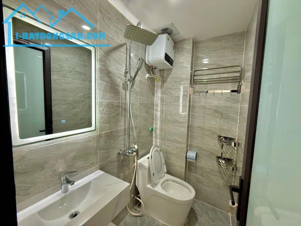 Nhà Hoàng Hoa Thám DT 32m, 6T, 8 tỷ. - 5